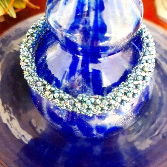 Shades of Blue Bead Sead Bracelet - Picture 5 of 8
